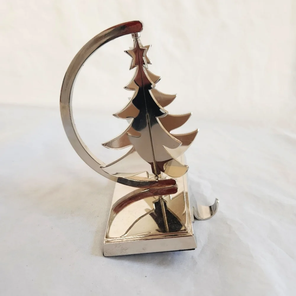 Silver Color Metal Twirling Christmas Tree Stocking Holder
